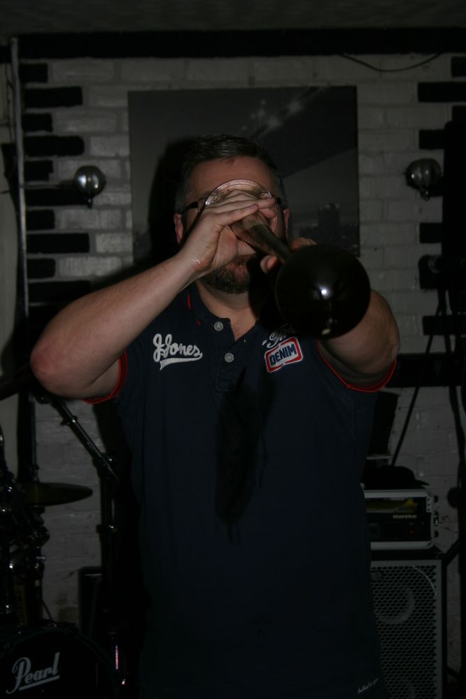 image of Chris Yard Of Ale 005